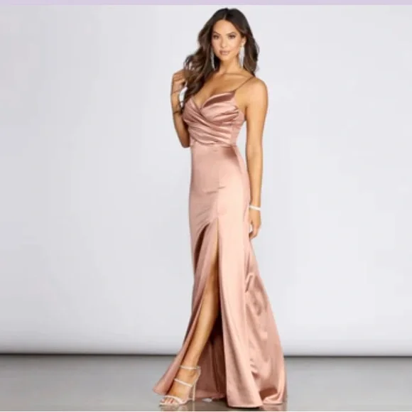 green emerald velvet dress Darla Formal High Slit Satin Dress main image 1